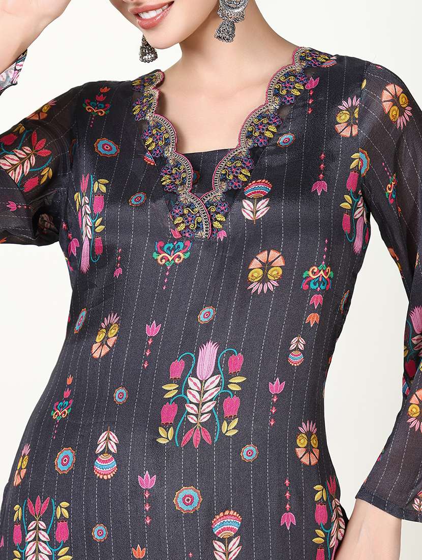 women floral printed kurta pant set with dupatta - 21661588 -  Standard Image - 5