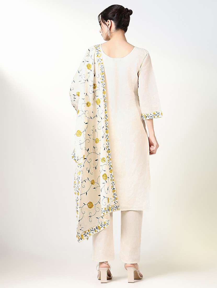 women floral kurta pant set with dupatta - 21661613 -  Standard Image - 3