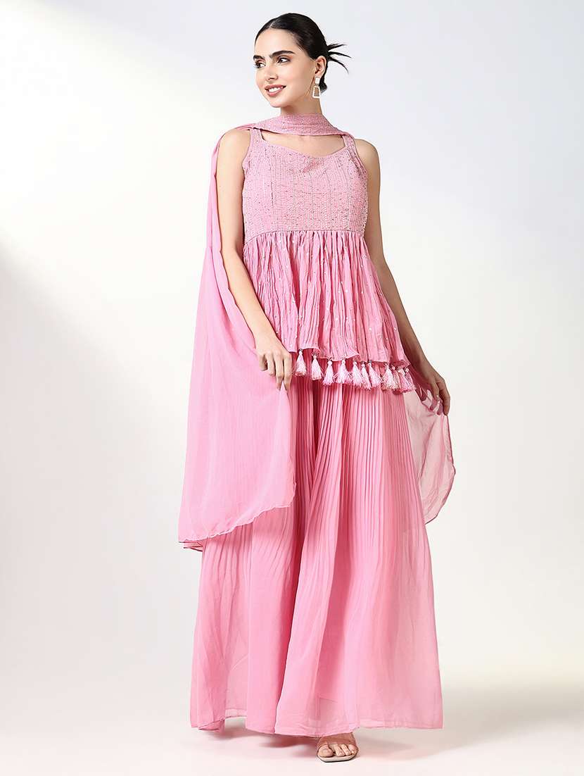 women pink sleeveless kurta palazzo set with dupatta