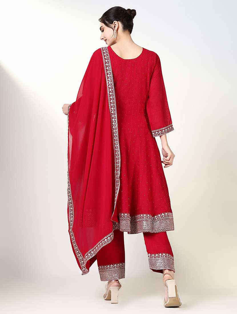 women embroidered kurta pant set with dupatta - 21661653 -  Standard Image - 3