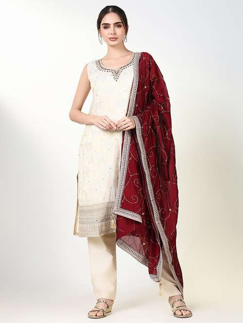 women embroidered sleeveless kurta pant with dupatta set - 21661667 - Standard Image - 0