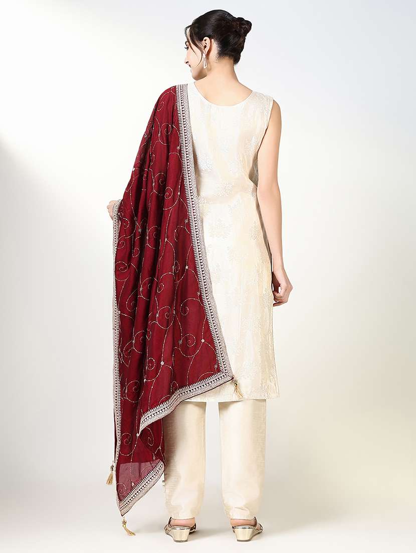 women embroidered sleeveless kurta pant with dupatta set - 21661667 - Standard Image - 3