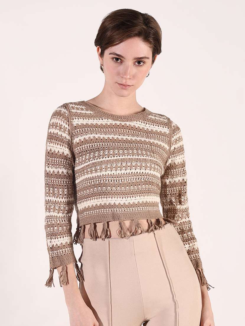 women crochet detailed crop top