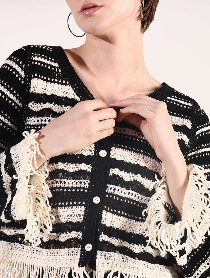 women crochet detailed crop top - 21661767 -  Standard Image - 5