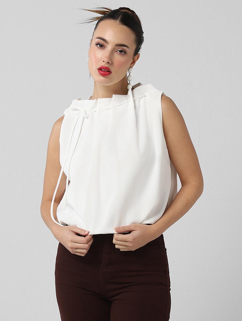 women solid sleeveless regular top - 21661778 - Zoom Image - 0