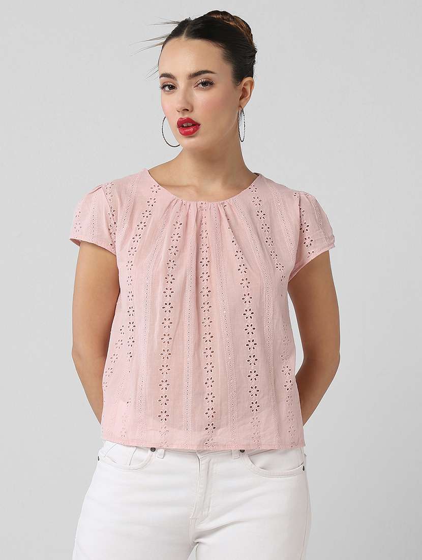 women schiffli detailed regular top