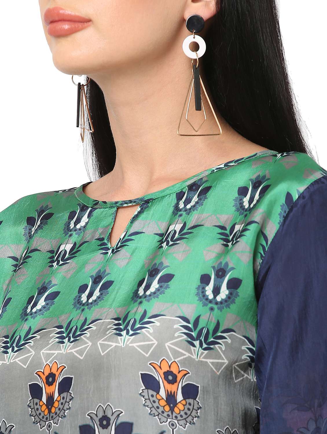 women floral three quarter sleeve straight kurta - 21662157 -  Standard Image - 5