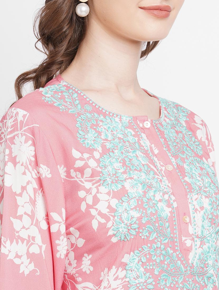 women floral three quarter sleeves straight kurta - 21662160 - Standard Image - 5