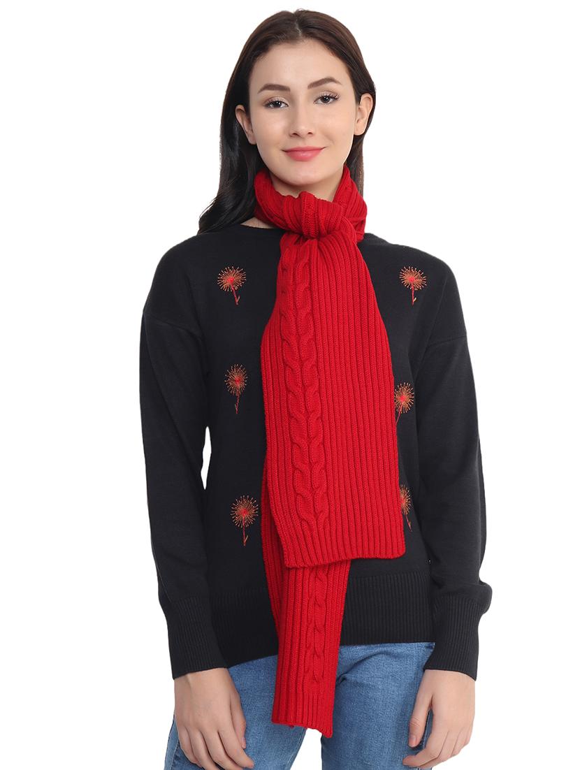 women red self design muffler - 21662241 - Zoom Image - 0
