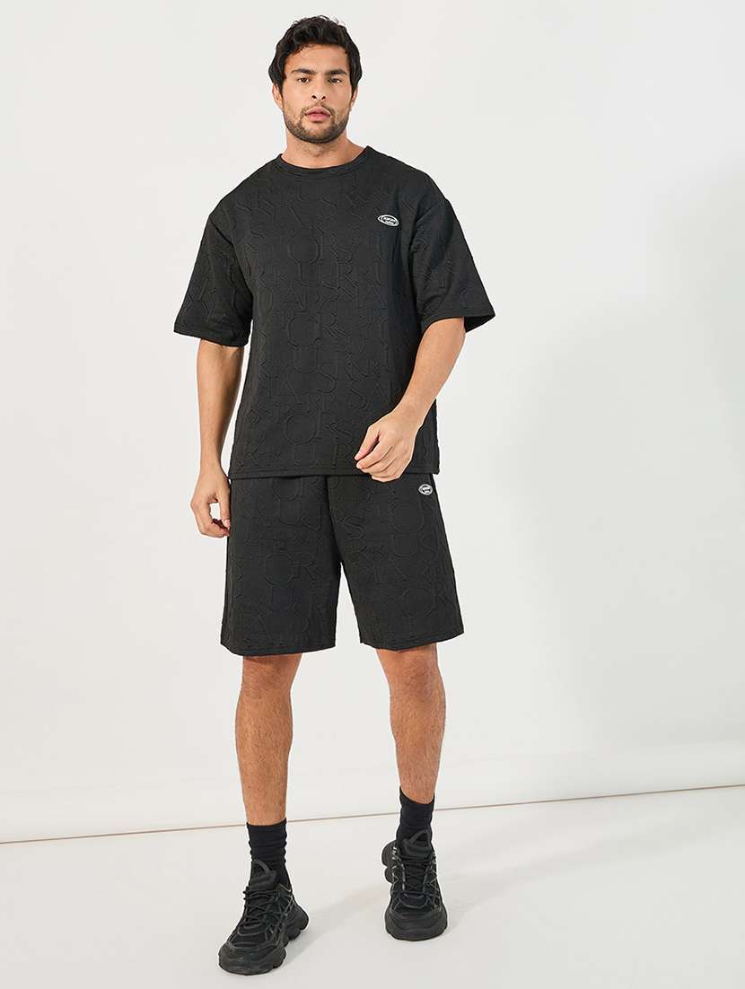men solid t-shirt & shorts co-ord set - 21662679 - Zoom Image - 0