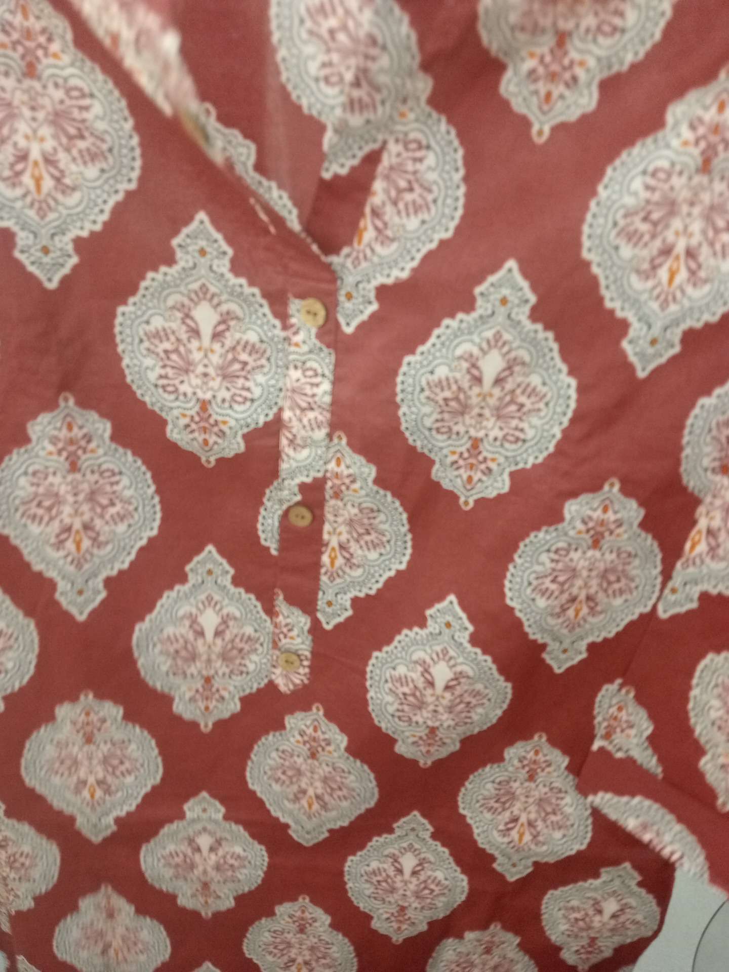 red rayon kurta - 21662781 - Zoom Image - 0