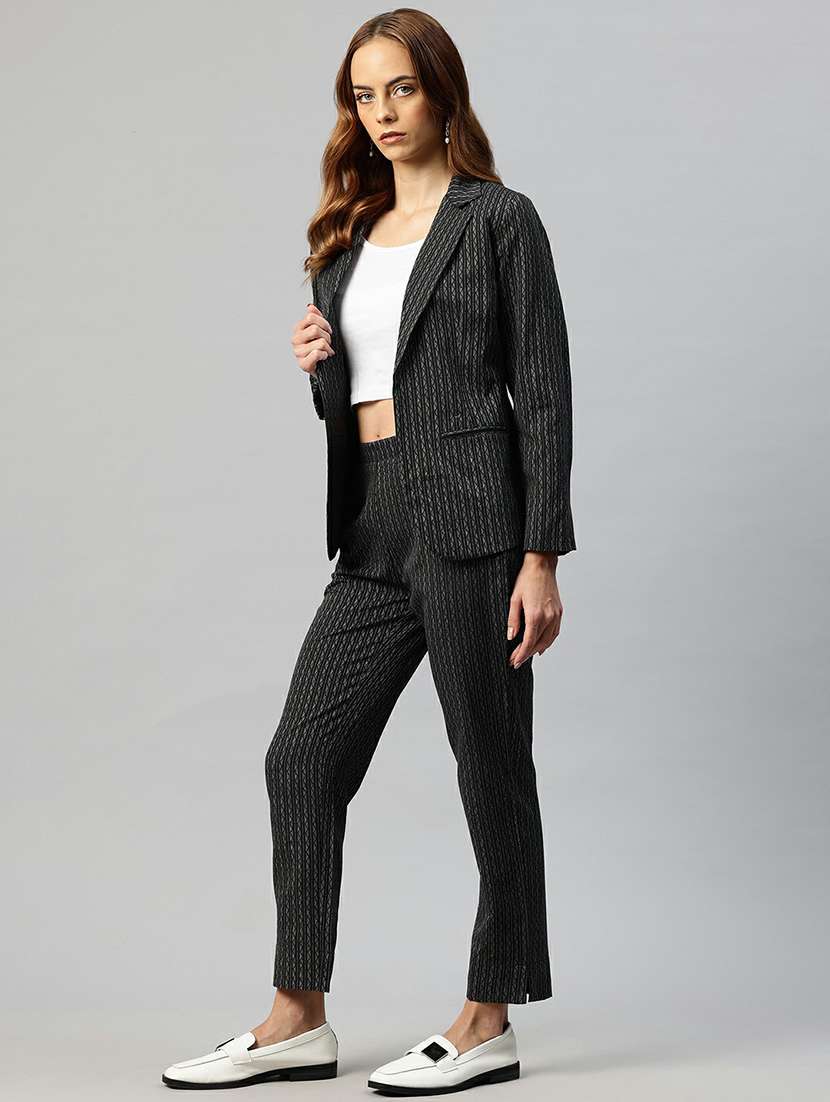 women black geometric print blazer & trousers set - 21663356 -  Standard Image - 3