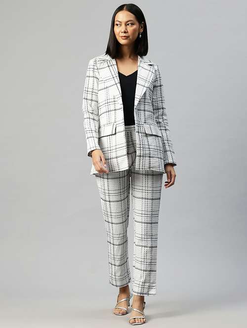 women self design blazer & trousers co-ords set - 21663360 -  Standard Image - 0