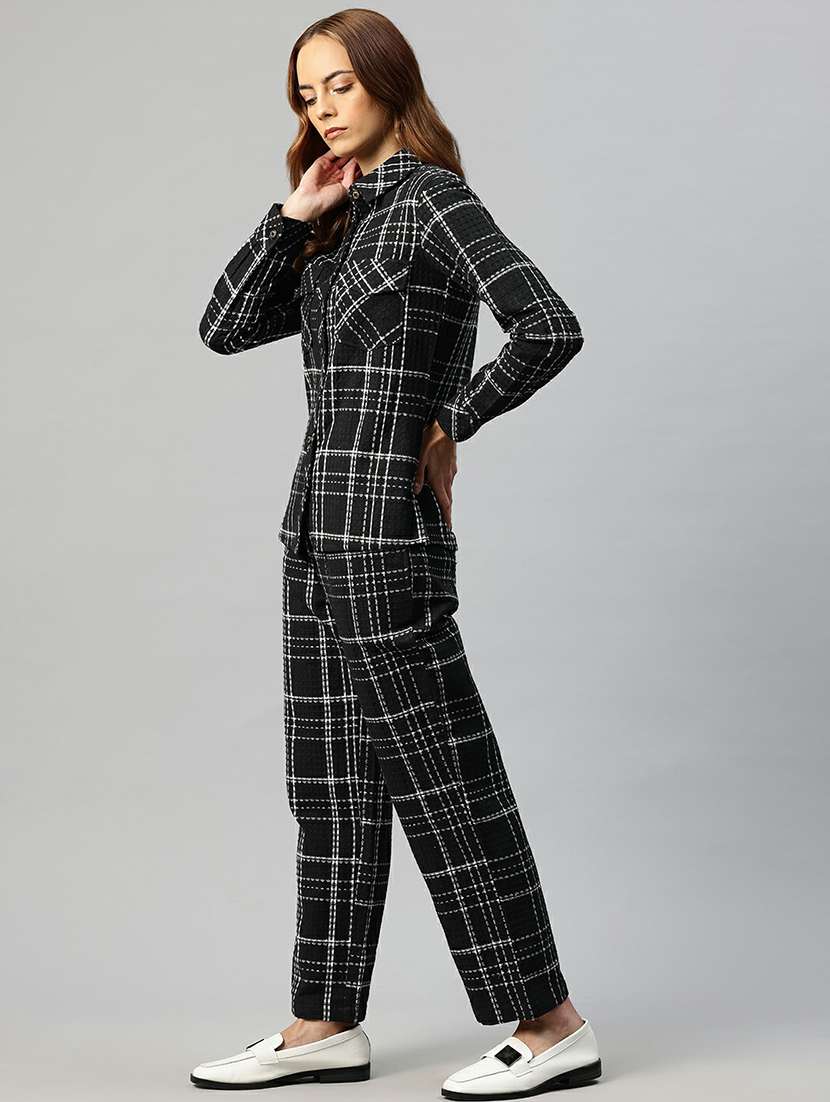 women self design blazer & trousers co-ords set - 21663361 -  Standard Image - 3