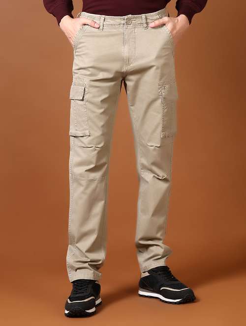 men solid mid rise regular fit cargo - 21664534 -  Standard Image - 0