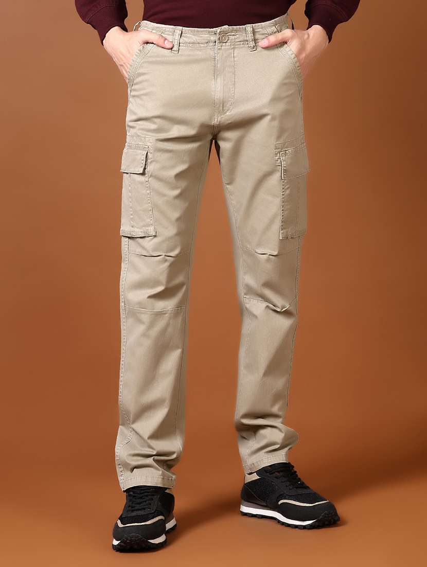 men solid mid rise regular fit cargo
