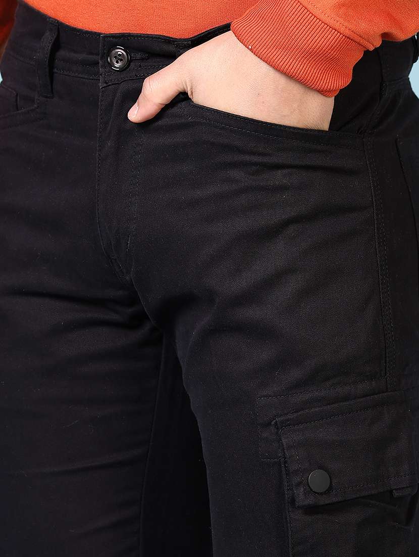 men solid mid rise regular fit cargo - 21665391 -  Standard Image - 5