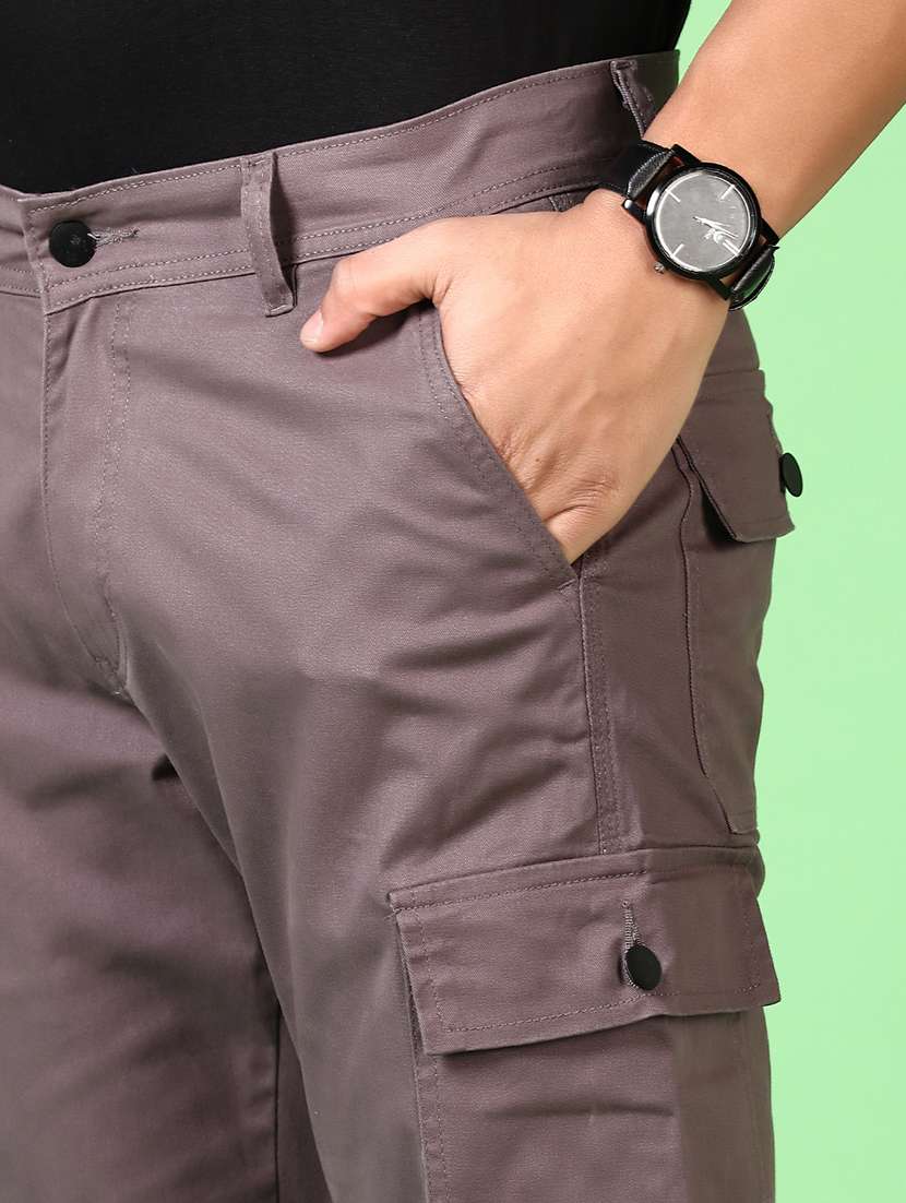 men solid mid rise regular fit cargo - 21665396 -  Standard Image - 5