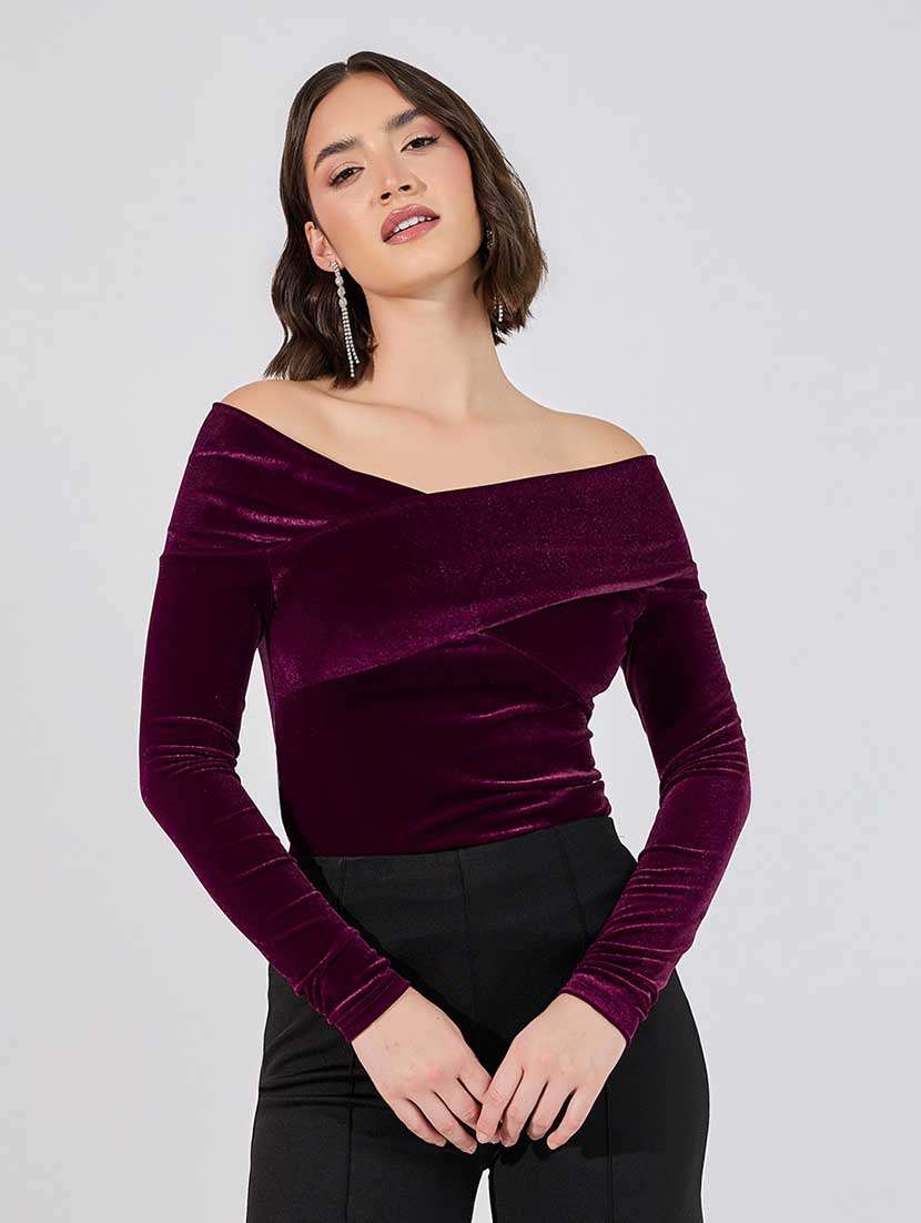 women solid off shoulder long sleeves top