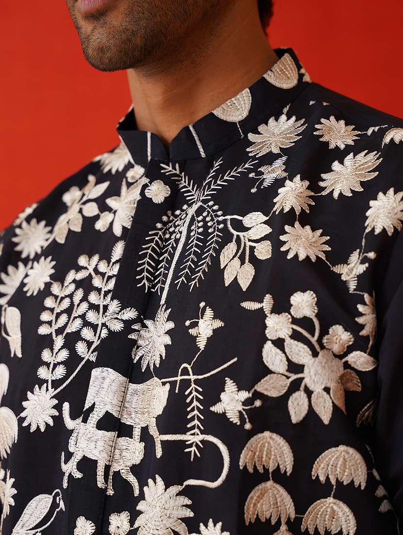 men mandarin neck embroidered long kurta - 21667116 -  Standard Image - 5