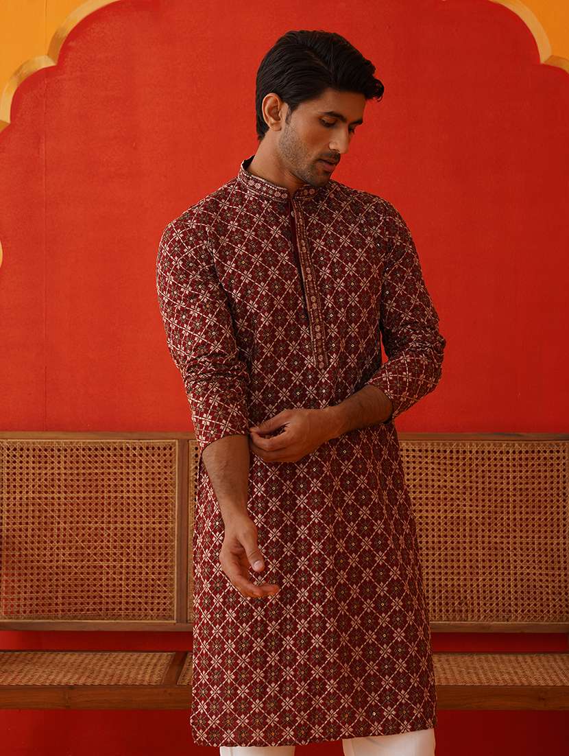 men mandarin neck embroidered long kurta - 21667126 - Zoom Image - 0