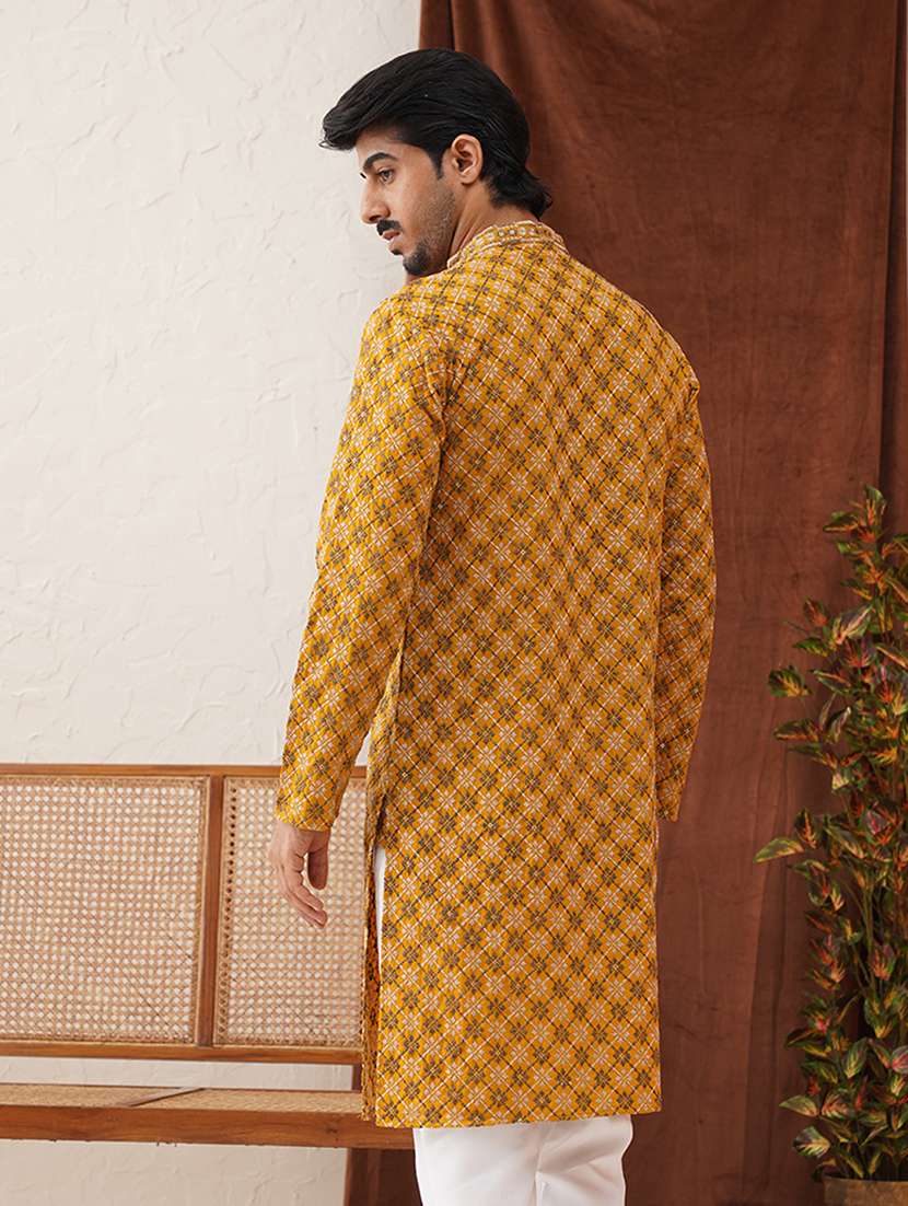 men mandarin neck embroidered long kurta - 21667127 - Standard Image - 3