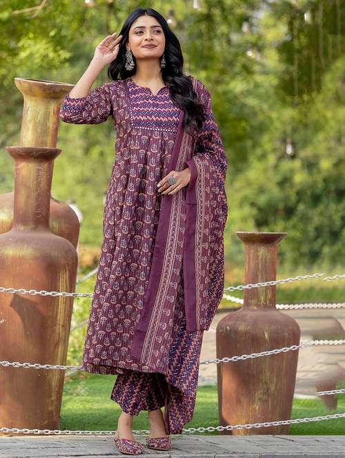 women floral printed kurta pant set with dupatta - 21667184 -  Standard Image - 0