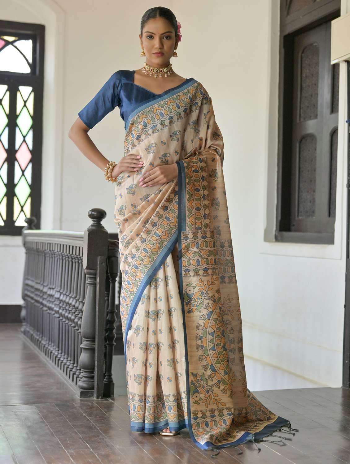 women mandhubani printed handloom saree with blouse - 21667357 - Zoom Image - 0