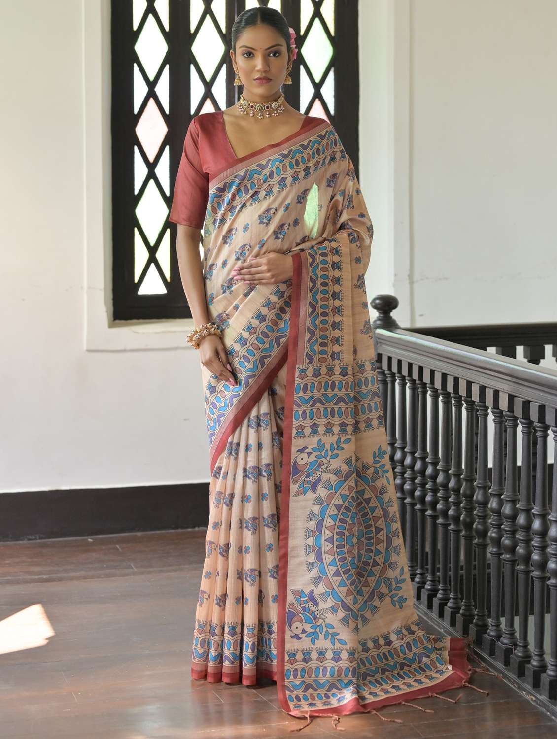 women mandhubani printed handloom saree with blouse - 21667361 - Zoom Image - 0