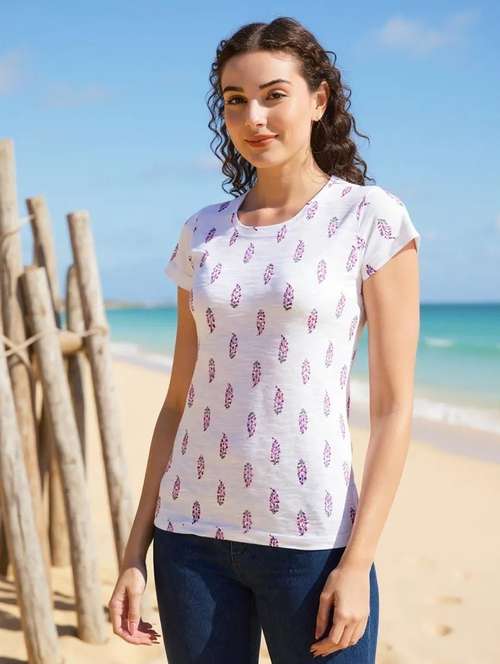 women florals printed short sleeve t-shirt - 21667401 -  Standard Image - 0