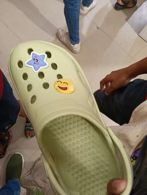 green pvc slippers & flip flop - 21667666 -  Standard Image - 0
