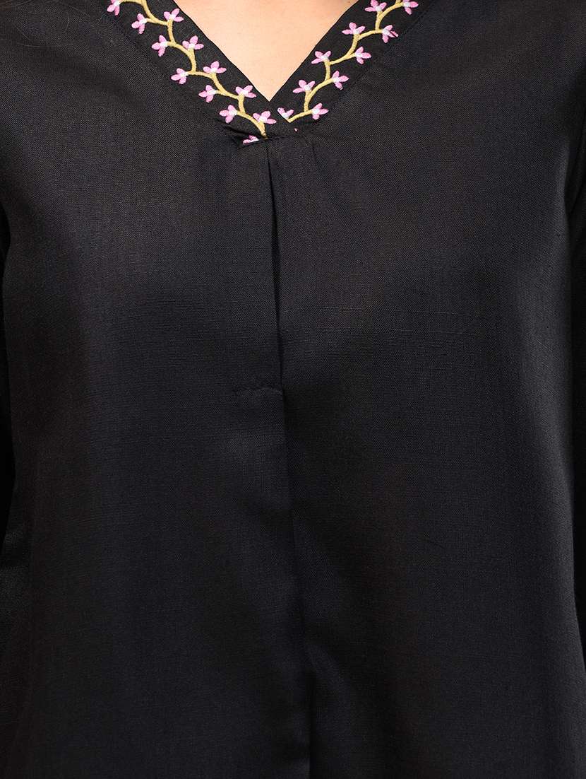 women black solid v neck co-ords set - 21668313 -  Standard Image - 5