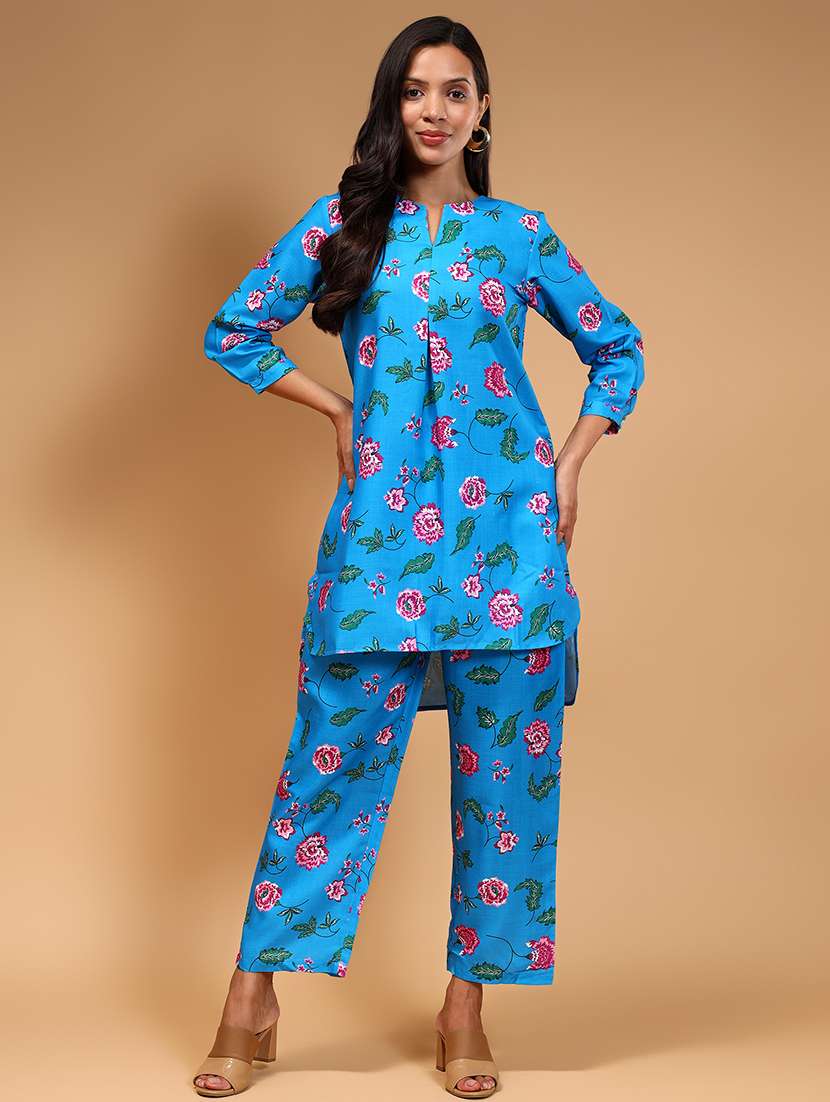 women blue floral printed co-ord sets - 21668318 -  Zoom Image - 0