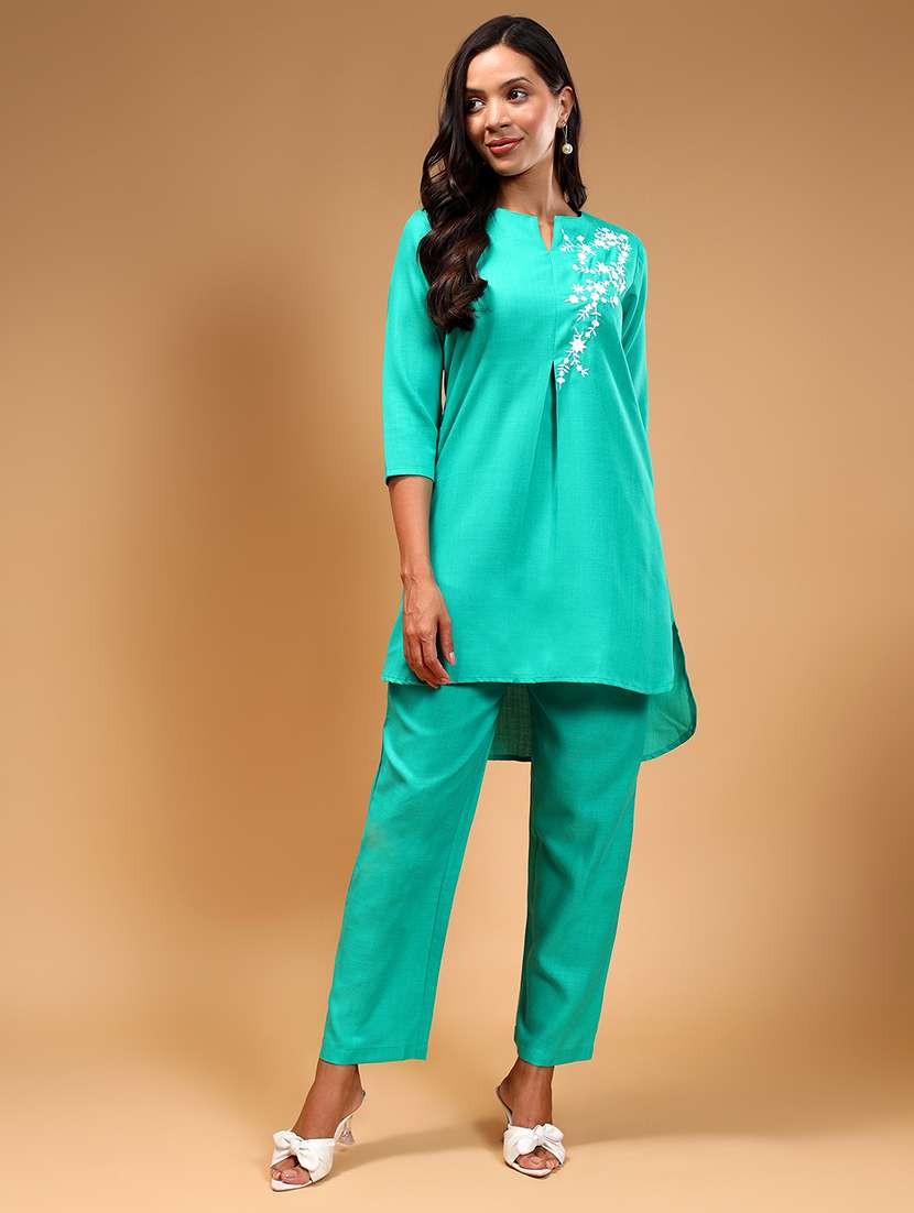 women embroidered notch neck co-ords set - 21668338 -  Zoom Image - 0