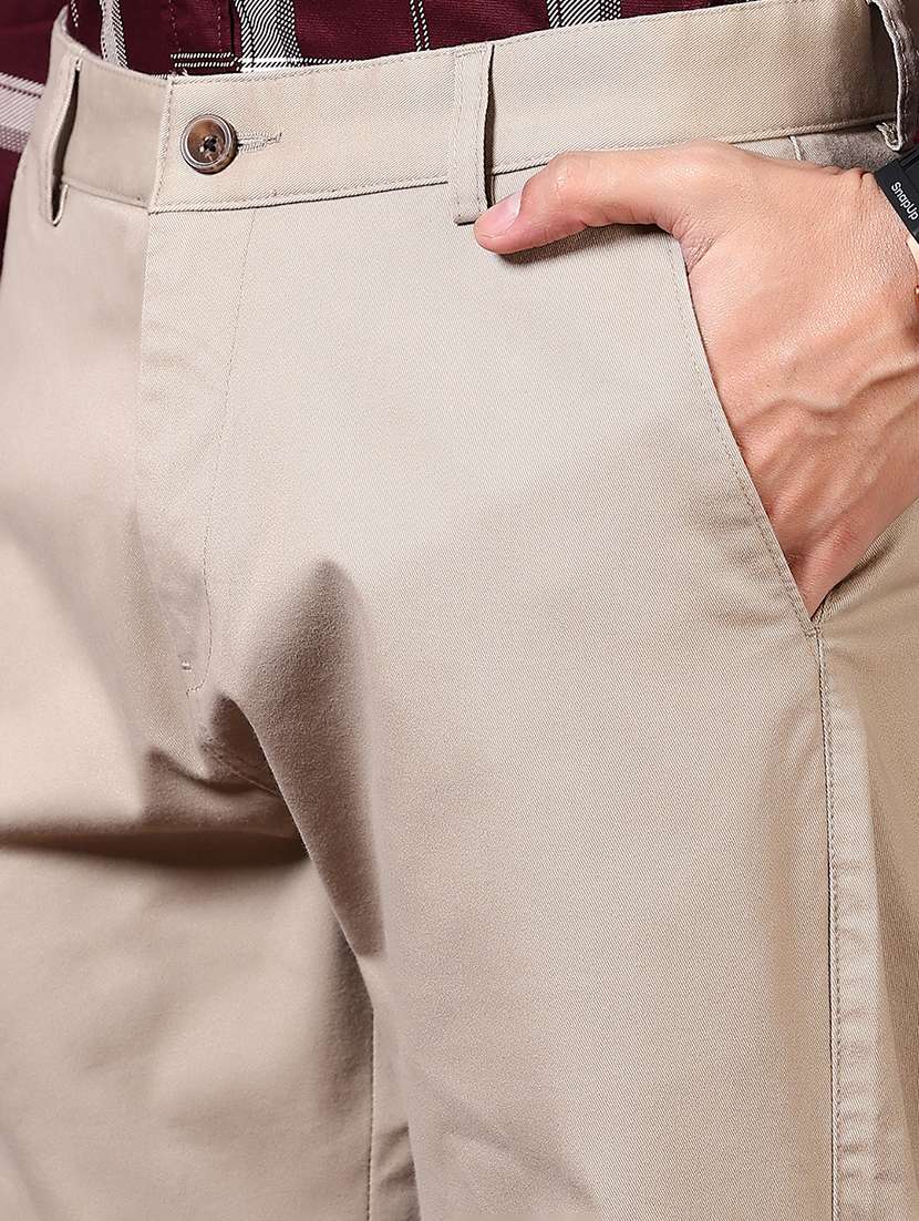 men solid mid rise flat front casual trouser - 21668398 -  Standard Image - 5