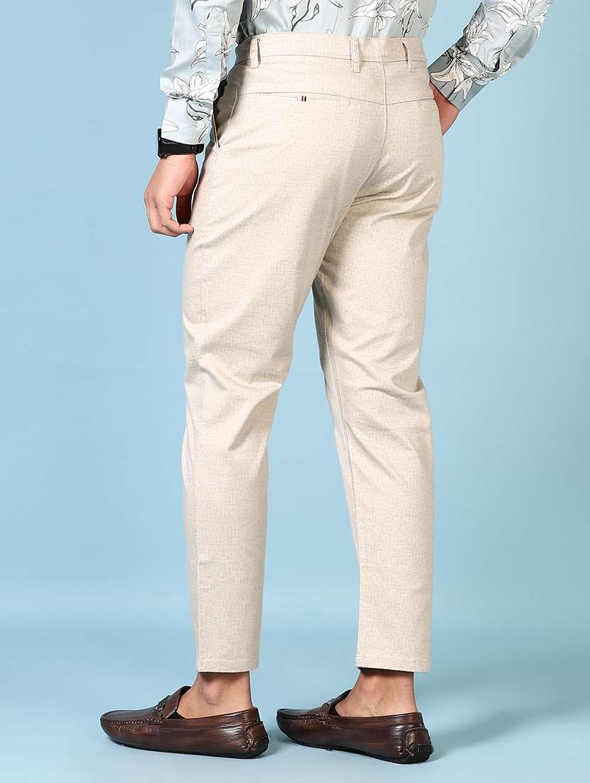 men solid mid rise flat front casual trouser - 21668406 -  Standard Image - 3