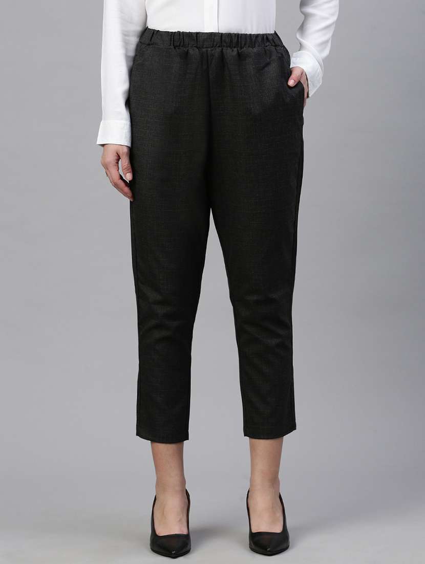 women black checkered mid rise cigarette panr