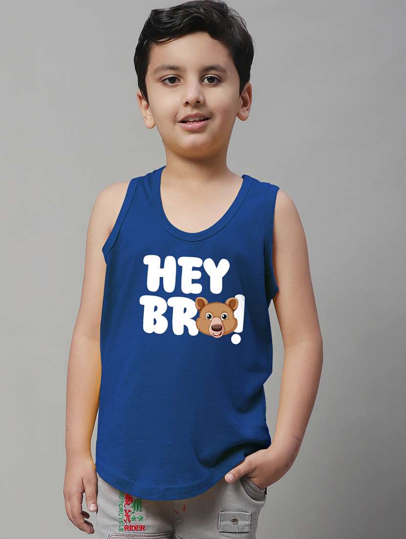 boys scoop neck printed vest