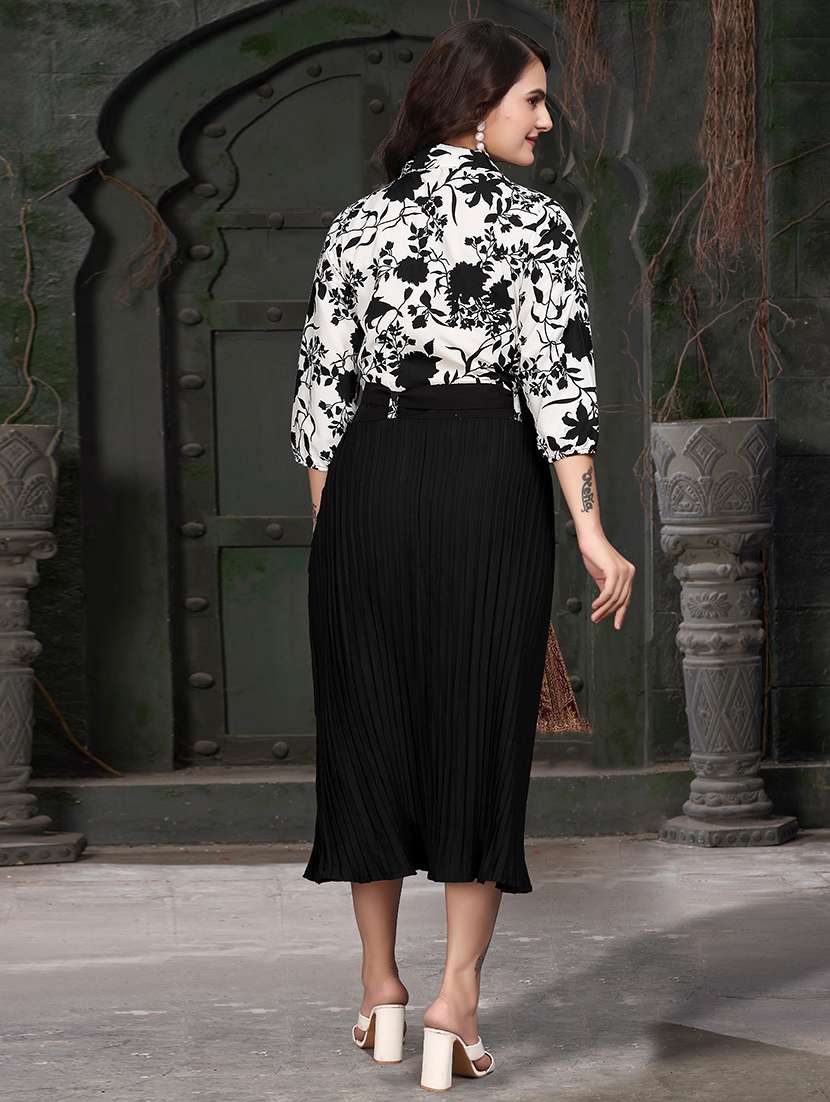 women printed three quarter sleeve flared dress - 21669283 -  Standard Image - 3