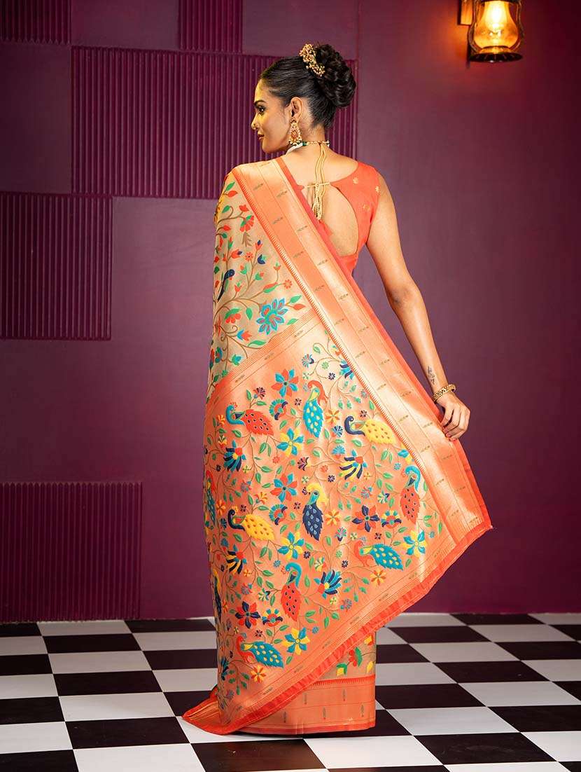 women self design banarasi saree with blouse - 21669967 - Standard Image - 3