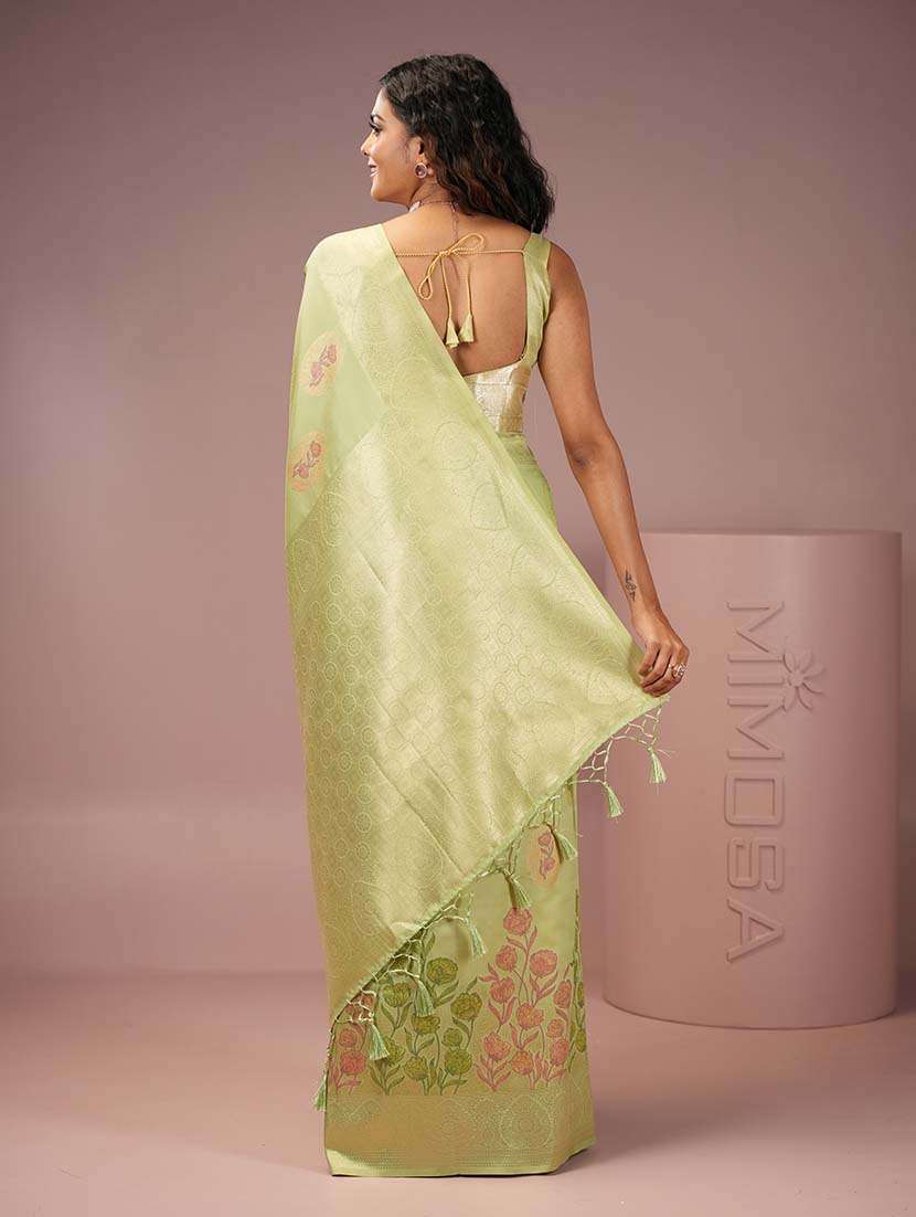 women floral zari bordered saree with blouse - 21669992 -  Standard Image - 3