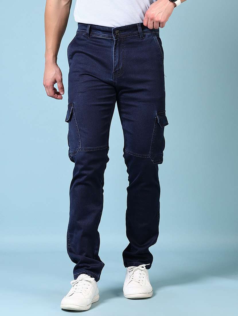 men solid mid rise regular fit cargo