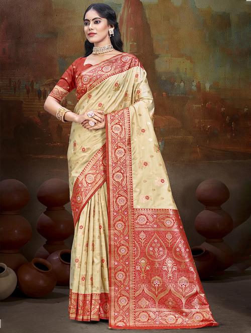 women self design bordered saree with blouse - 21671137 -  Standard Image - 0