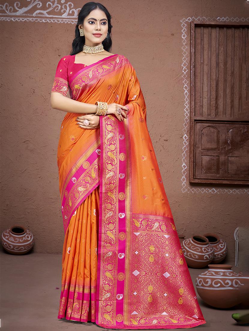 women self design bordered saree with blouse - 21671255 - Zoom Image - 0