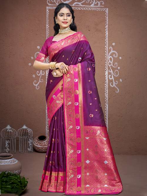 women self design bordered saree with blouse - 21671261 - Standard Image - 0