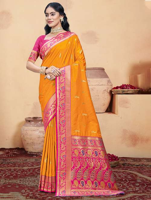 women self design bordered saree with blouse - 21671299 -  Standard Image - 0