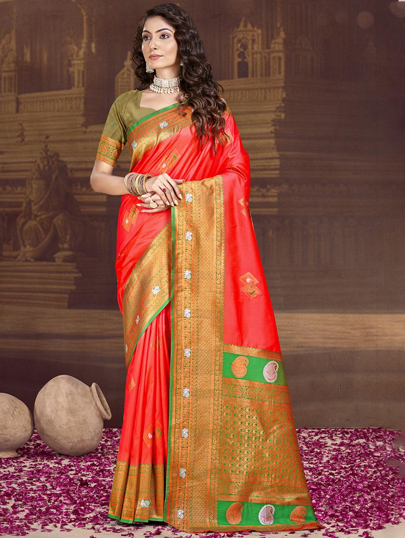 women self design bordered saree with blouse - 21671309 - Zoom Image - 0