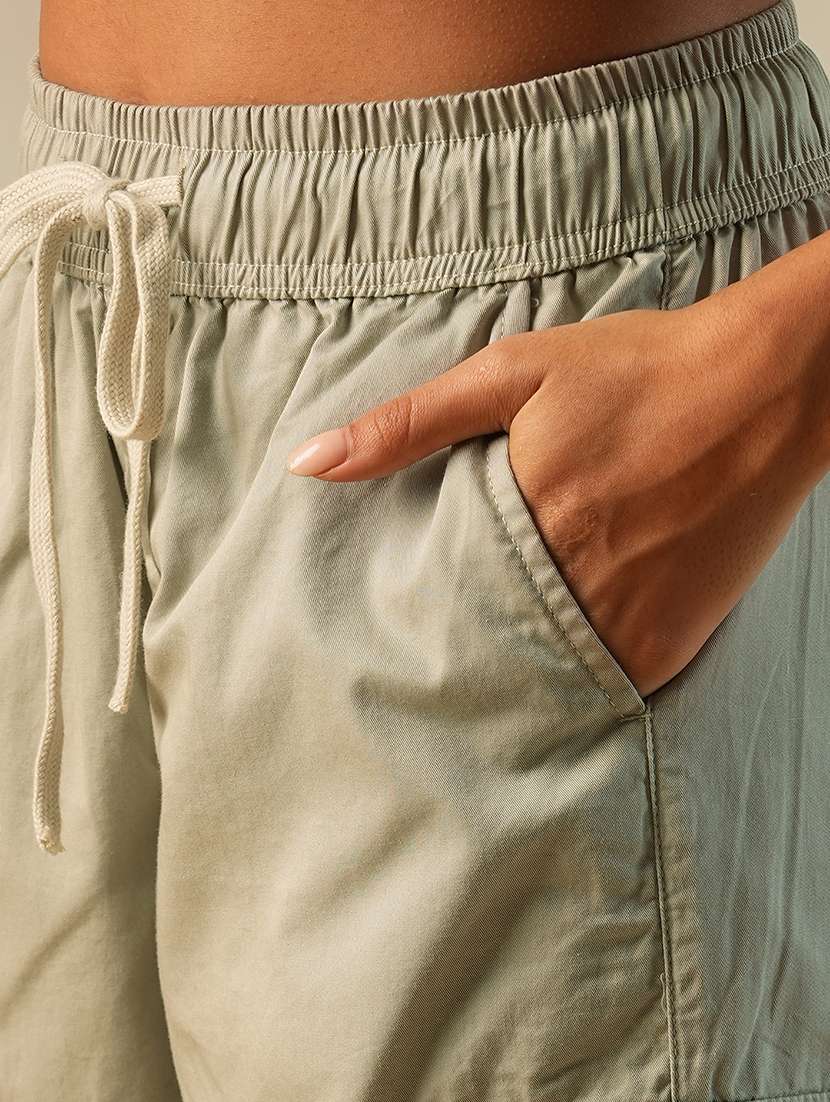 globus women beige cotton mid-rise elasticated waist relaxed fit wide leg cargo trousers - 21671779 - Standard Image - 5