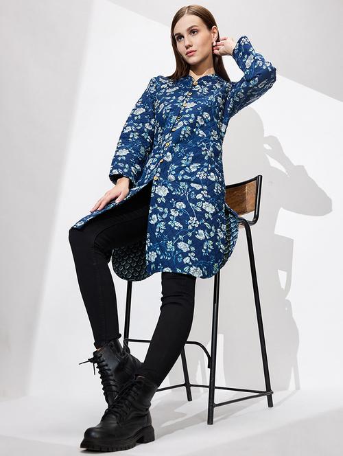 globus women blue mandarin collar long sleeves floral print quilted knee length curved hem reversible winter shrug - 21672398 - Standard Image - 0