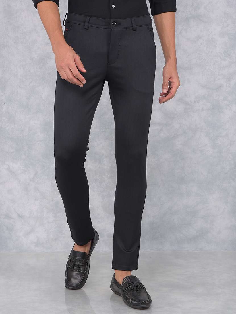 men solid mid rise chinos trouser